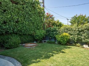 406 University Avenue, Burbank CA 91504