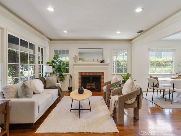406 University Avenue, Burbank CA 91504