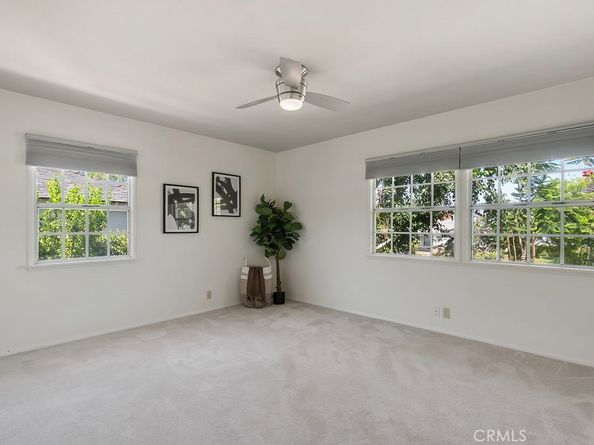 406 University Avenue, Burbank CA 91504
