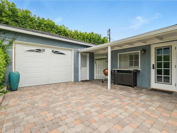 406 University Avenue, Burbank CA 91504