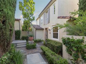 42 Gardenpath, Irvine CA 92603
