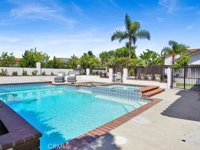 25031 Calle Arenal, Lake Forest CA 92630