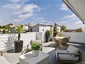 408 Hazel Drive, Corona Del Mar CA 92625