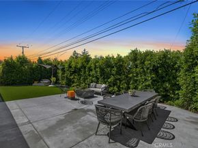 304 Hanover, Costa Mesa CA 92626