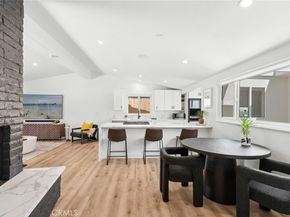 304 Hanover, Costa Mesa CA 92626