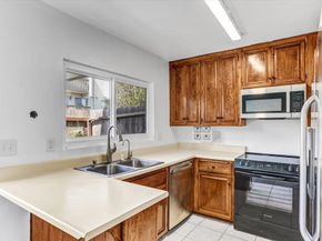 3282 Berger d1, San Diego CA 92123