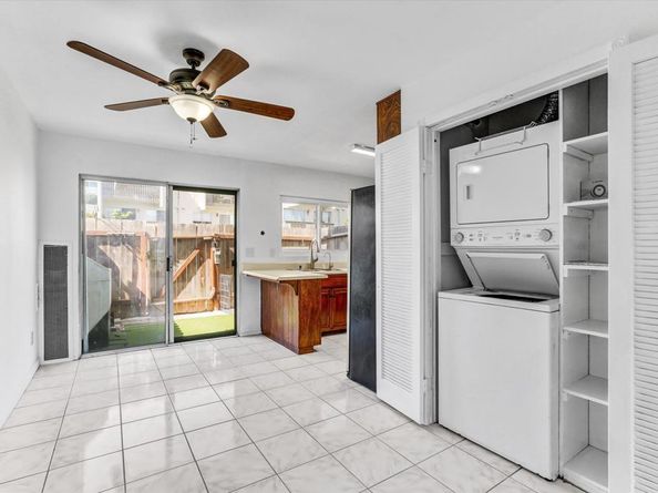 3282 Berger d1, San Diego CA 92123
