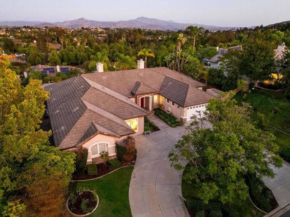 2216 Blossom Hill Lane, Escondido CA 92029