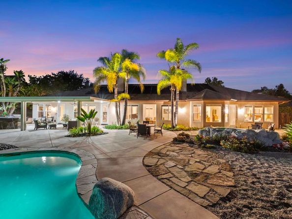 2216 Blossom Hill Lane, Escondido CA 92029