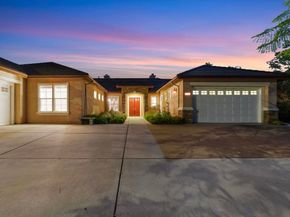 2216 Blossom Hill Lane, Escondido CA 92029