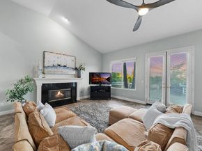 2216 Blossom Hill Lane, Escondido CA 92029