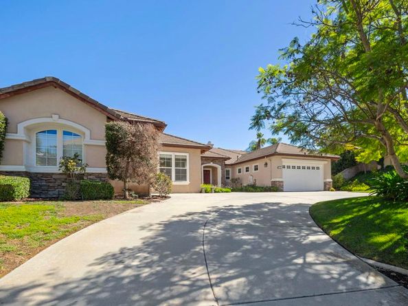 2216 Blossom Hill Lane, Escondido CA 92029