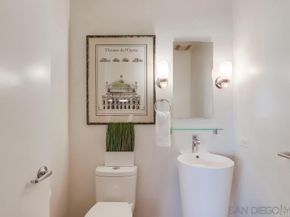 801 Ash St 205, San Diego CA 92101