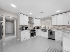 1755 E Lexington Avenue, El Cajon CA 92019