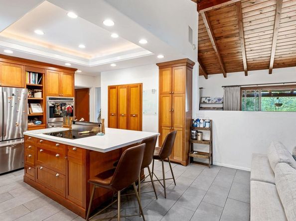 11724 Shadow Valley Road, El Cajon CA 92020