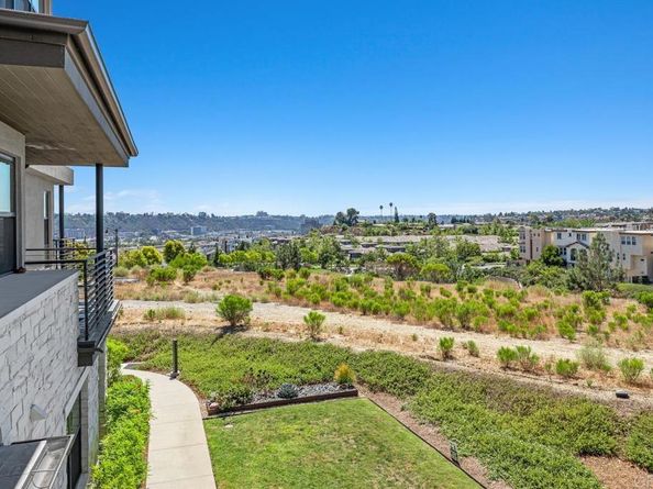 2706 via alta place, San Diego CA 92108