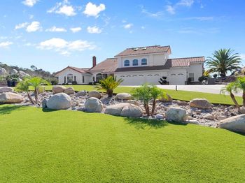 15458 Harrow Lane