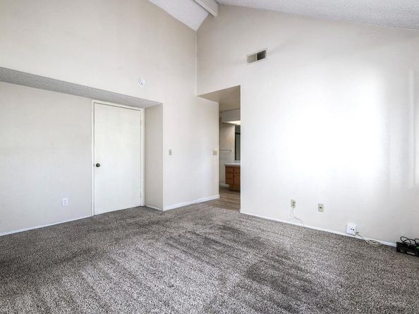 4521 Villas Drive, Bonita CA 91902