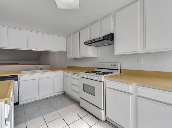 2211 Calle Jalapa 109, West Covina CA 91792