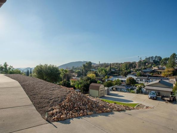 8366 Sunview Drive, El Cajon CA 92021