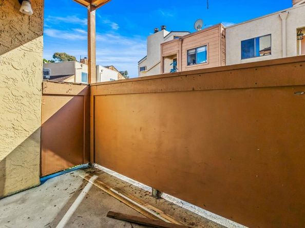 2920 Briarwood Rd I1, Bonita CA 91902