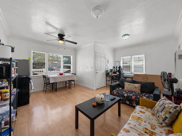 207 Cottonwood Road, San Ysidro CA 92173