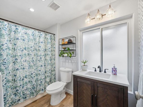 3711 Balboa B, San Diego CA 92117