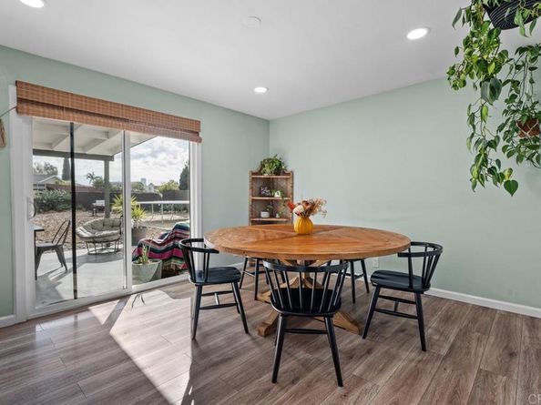 215 Henrietta Ct, San Diego CA 92114