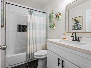 215 Henrietta Ct, San Diego CA 92114