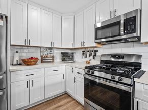 215 Henrietta Ct, San Diego CA 92114