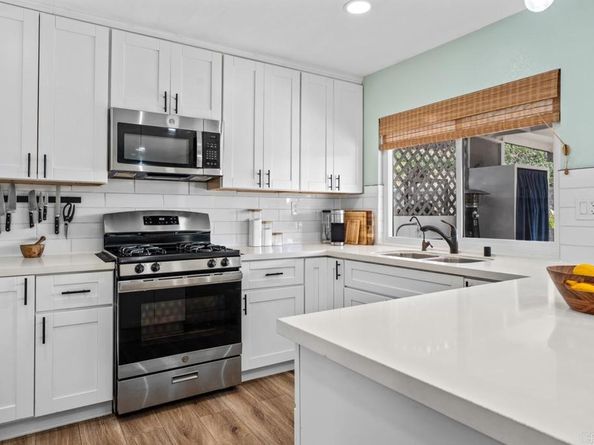 215 Henrietta Ct, San Diego CA 92114