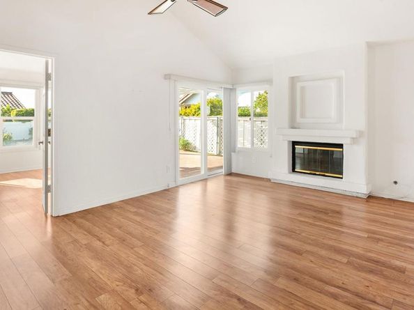 4763 Galicia Way, Oceanside CA 92056