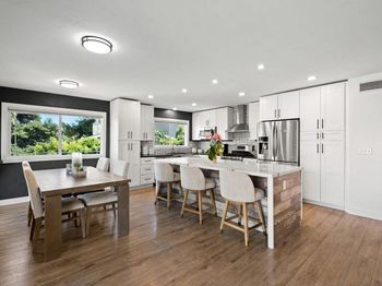 2548 Katherine Court