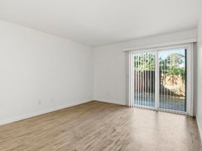 550 Graves Avenue 8, El Cajon CA 92020