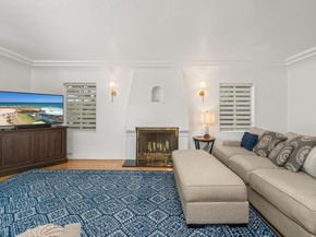 2808 Dove Street, San Diego CA 92103