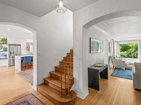 2808 Dove Street, San Diego CA 92103