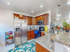 9518 Cypress St, Lakeside CA 92040