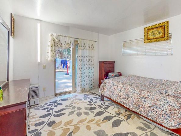 9518 Cypress St, Lakeside CA 92040