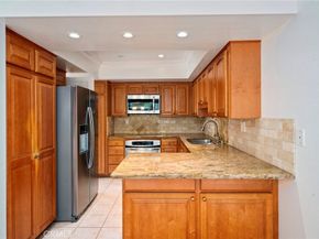 19811 Deep Harbor Dr, Huntington Beach CA 92648