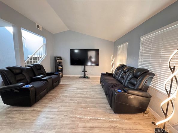 1725 W 3rd Street 1, Santa Ana CA 92703