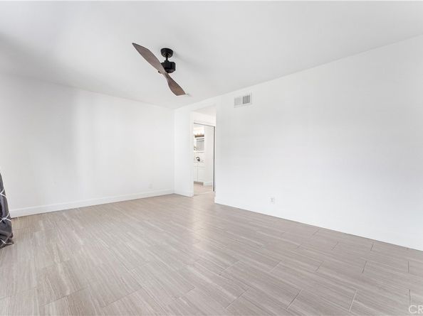 21052 Amberwick Lane, Huntington Beach CA 92646