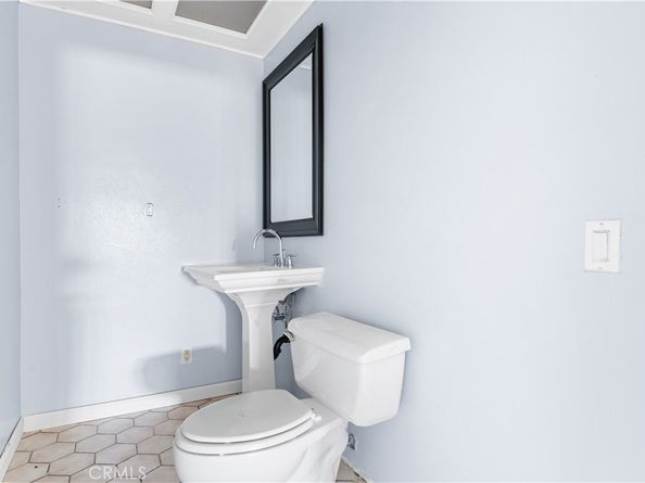 21052 Amberwick Lane, Huntington Beach CA 92646