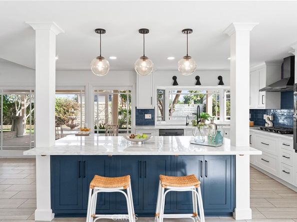 21052 Amberwick Lane, Huntington Beach CA 92646