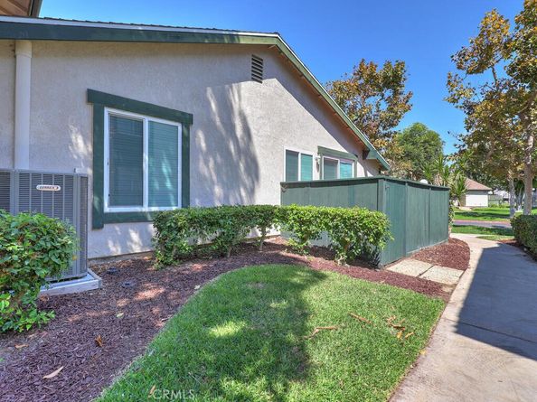 23294 Orange, 1, Lake Forest CA 92630