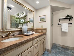 3162 Yellowtail Dr., Rossmoor CA 90720