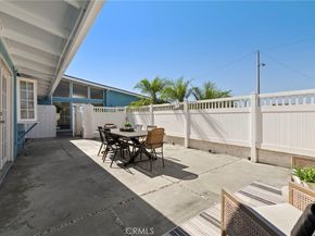 3162 Yellowtail Dr., Rossmoor CA 90720