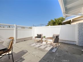 3162 Yellowtail Dr., Rossmoor CA 90720