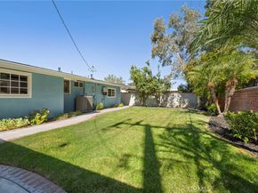 3162 Yellowtail Dr., Rossmoor CA 90720