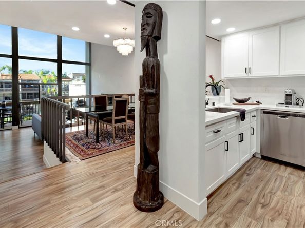 6331 Marina Pacifica N, Long Beach CA 90803