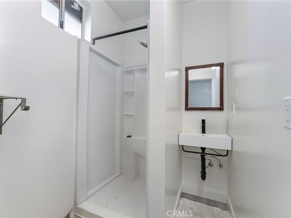 1612 1612 1/2 S Berendo Street, Los Angeles CA 90006